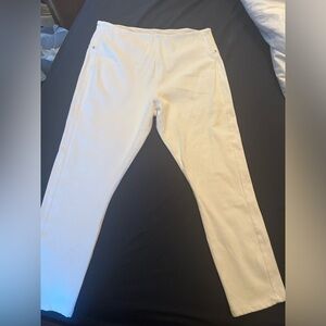 Lysse Size Large cute white pant. Like new , don’t think I’ve ever worn them.